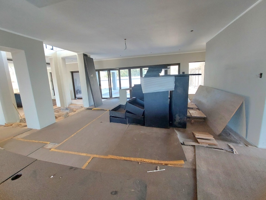 5 Bedroom Property for Sale in Seasons Lifestyle Estate North West